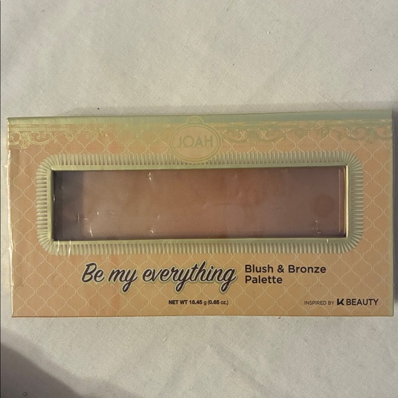 Floral Pink Makeup Bag with Accessories - Picture 8 of 9